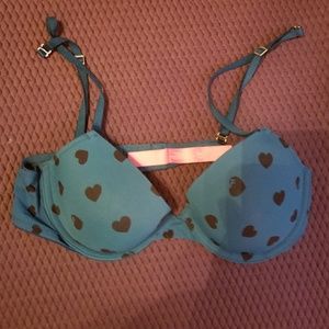 VS Pink T Shirt Demi Bra